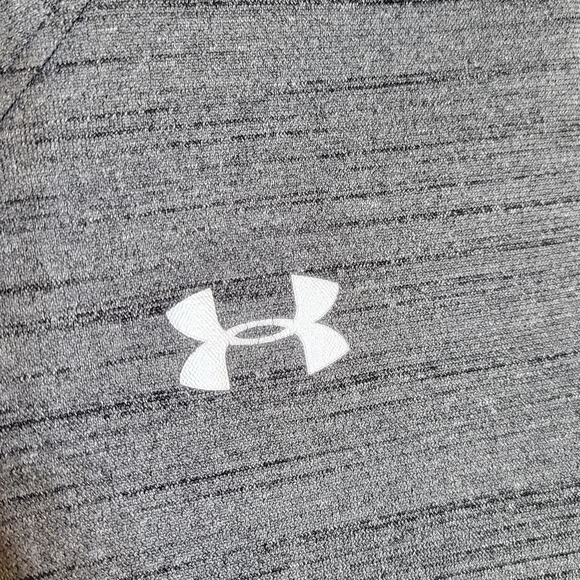 Under Armour Quarter Zip Pullover Size medium - Picture 3 of 3